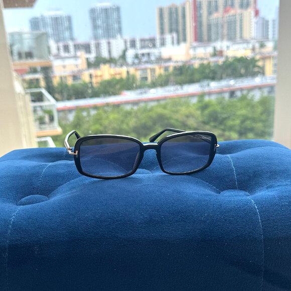 Tom Ford TF923/S 01B Bonham Black Grey Gradient Sunglasses - Picture 5 of 15